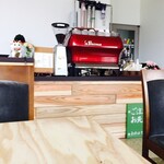 PLUS CAFE inspired by Double Tall - 店内
