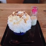 もちの花 - 本日のかき氷。栗のかき氷。＋わらび餅（見えないけど）1000円