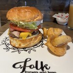 folk burgers&beers - ベーコンチーズバーガー