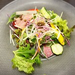 Gru Gru Kitchen - サラダ