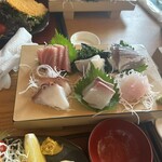 魚屋の磯料理 まるとし - 