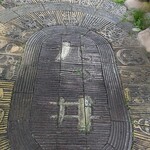 九つ井 - 足元に九つ井