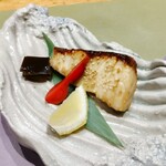 九つ井 - 焼き魚はカンパチの幽庵焼き