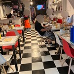 The Diner - 店内