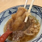 丸亀製麺 - 【2023.8.21(月)】鬼おろし鶏からぶっかけうどん（並盛）790円→760円の鶏肉