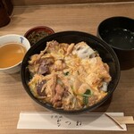 Tori Tsune Shizendou - モツ入り親子丼　1,500円