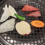 Tsuruushi Yakiniku Ootaya - 