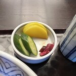神田まつや - 漬物です