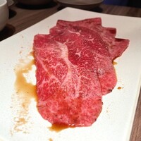 焼肉うしごろ 新宿三丁目店 - 厳選クラシタ