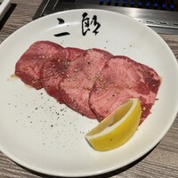 焼肉&手打ち冷麺 二郎 KANAYAMA - 