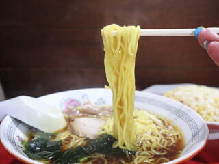 Yoshinoya - ラーメンの麺