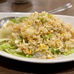 四川 郷土菜 シャンバァロウ - プリプリ海老チャーハンレタス入り 1250円＋大盛 200円