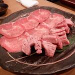 焼肉処 かわ牛 - 