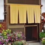 桟歩道 - お店様の入り口付近②です(2013/9/26UP)