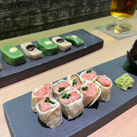 藁焼きと水炊き 葵 - 生麩と湯葉のネギトロ巻き