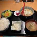 Taishuusakaba Gettora - もつ煮定食　850円