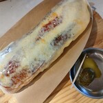 PLUS MINUS - チーズドッグはこれでもか！のチーズ。