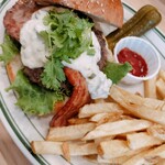 プランプ ダイナー - ハラペーニョマヨバーガー