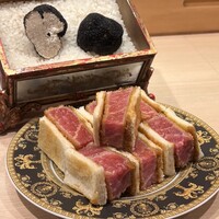奥 - 