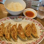 Gyouza No Oushou Express - 小ライス１５０円　餃子1人前２７０円