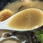Tonkoturamen maruiti - スープ