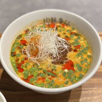 彬龍華 66 - 