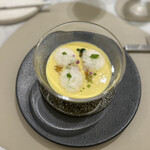 Maison DIA Mizuguchi - 愛知県産ゴールドラッシュトウモロコシ冷製スープ
                                スペイン産ハモンセラーノカプチーノ仕立て