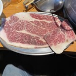 肉問屋直営 食肉市場 とんちゃん焼肉 大王 - 