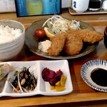 和いんと日本酒 kuriya - ミックスフライ定食