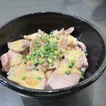 麺屋 とり仁 - 半レアチャーシュー丼