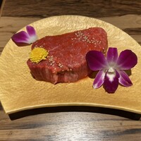 黒毛和牛ヘレ肉専門店 炭火焼肉 りきちゃん 北浜店 - シャトーブリアン　200g