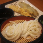 Marugame Seimen - ザル＋エビ天、ナス天