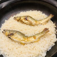 中洲 松 - 