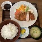 いずみや - とんかつ定食 1,100円