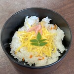 釜あげうどん 長田 in 香の香 - ちらし寿司 300円