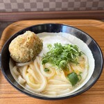 山越うどん - かまたまやま 小 400円　　ジャガイモ 150円