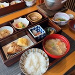 ATAMI せかいえ - 