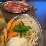 ジンギスカン佐藤 - 野菜たくさん