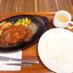 Mell - ハンバーグステーキ　730円