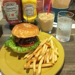 グリーディ フォックス バーガー - プラス￥150(税込)でソフトドリンクセットに♪ COSTAコーヒーも飲めます♪