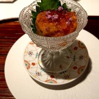 銀座嘉禅 - 鮪と雲丹の紹興酒漬け