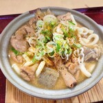 麺工房 - もつ煮込みうどん