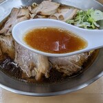 王子金麦ラーメン - ベースは醤油ラーメン