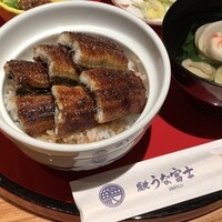炭焼 うな富士 有楽町店 - 小うなぎ丼