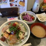 旬菜居酒屋 こぶし - 海鮮丼定食　¥1000(税込)