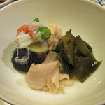 こみや - 冷たい炊き合わせ
      