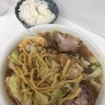 無極 - 中太平麺