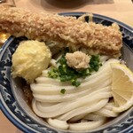 梅田 釜たけうどん - 