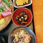 Nomikuidokoro Nabura - 盛盛刺身定食　小鉢3種