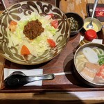 海人酒房 - タコライス（ご飯大盛り）と沖縄そば定食